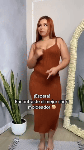Biker Shaper™ de mujer en color marrón, de tejido liso y ajustado, con tirantes anchos y largo hasta las rodillas.